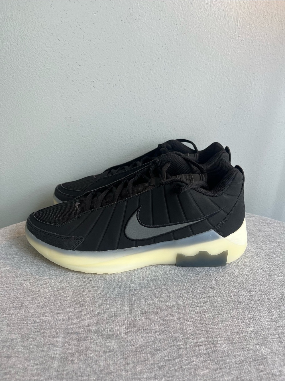 Nike LeBron Witness 9 Black Coconut Milk Men's Shoe Size 9.5 HQ8034-001 - Picture 4 of 11